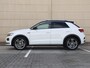Volkswagen T-Roc 1.5 TSI Sport 150 pk | R-Line in- en exterieur | Trekhaak | 1e eigenaar | Stoelverwarming | Camera | Digitale cockpit | LED Koplampen | Navigatie | Camera
