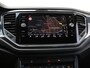 Volkswagen T-Roc 1.5 TSI Sport 150 pk | R-Line in- en exterieur | Trekhaak | 1e eigenaar | Stoelverwarming | Camera | Digitale cockpit | LED Koplampen | Navigatie | Camera