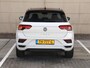 Volkswagen T-Roc 1.5 TSI Sport 150 pk | R-Line in- en exterieur | Trekhaak | 1e eigenaar | Stoelverwarming | Camera | Digitale cockpit | LED Koplampen | Navigatie | Camera