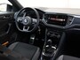 Volkswagen T-Roc 1.5 TSI Sport 150 pk | R-Line in- en exterieur | Trekhaak | 1e eigenaar | Stoelverwarming | Camera | Digitale cockpit | LED Koplampen | Navigatie | Camera
