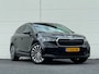 Skoda Enyaq iV 80 Org NL SOH 96% Warmtepomp Keyless Camera Sportonderstel Lane assist Dodehoek detectie Stoelverwarming 20 inch.