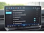 Volkswagen ID.7 Tourer Pro Limited Edition | Achterbank in ongelijke delen neerklapbaar incl. middenarmsteun en doorlaadmogelijkheid | Afstandscontrolesysteem (Front Assist), met voetgangers- en fietsersherkenning | Airconditioning automatisch, 2-zone (Climatronic)