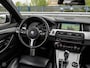BMW 5-Serie Touring 520d High Executive M Sport | Panoramadak | Leder | Comfortzetels | Memory | Luchtvering | Trekhaak | 19" | Dealeronderhouden