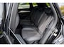 Audi Q5 50 TFSI e S edition Competition Black & Black