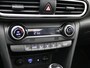 Hyundai Kona 1.6 GDI HEV Premium Automaat / Trekhaak / Lederen bekleding / HUD Display / Navigatie / Adaptieve Cruise Control / Elektrisch stoel voor / Stoel verwarming & koeling voor / NL Auto / Historie aanwezig /