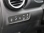 Hyundai Kona 1.6 GDI HEV Premium Automaat / Trekhaak / Lederen bekleding / HUD Display / Navigatie / Adaptieve Cruise Control / Elektrisch stoel voor / Stoel verwarming & koeling voor / NL Auto / Historie aanwezig /