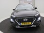 Hyundai Kona 1.6 GDI HEV Premium Automaat / Trekhaak / Lederen bekleding / HUD Display / Navigatie / Adaptieve Cruise Control / Elektrisch stoel voor / Stoel verwarming & koeling voor / NL Auto / Historie aanwezig /
