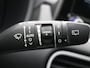 Hyundai Kona 1.6 GDI HEV Premium Automaat / Trekhaak / Lederen bekleding / HUD Display / Navigatie / Adaptieve Cruise Control / Elektrisch stoel voor / Stoel verwarming & koeling voor / NL Auto / Historie aanwezig /