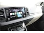Skoda Karoq 1.5-150pk 'Selection' DSG-AUTOMAAT ! Fijne comfortabele hoogzitter, slechts 11.000km, trekgew. 1.500kg ! Aut. airco, Stuur- en stoelverwarm., Adapt. Cruise Cntrl, Climate Cntrl, Keyless entry/keyless go, Navigatie by Apple CarPlay/Android auto etc.