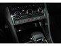 Skoda Karoq 1.5-150pk 'Selection' DSG-AUTOMAAT ! Fijne comfortabele hoogzitter, slechts 11.000km, trekgew. 1.500kg ! Aut. airco, Stuur- en stoelverwarm., Adapt. Cruise Cntrl, Climate Cntrl, Keyless entry/keyless go, Navigatie by Apple CarPlay/Android auto etc.