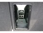 Skoda Karoq 1.5-150pk 'Selection' DSG-AUTOMAAT ! Fijne comfortabele hoogzitter, slechts 11.000km, trekgew. 1.500kg ! Aut. airco, Stuur- en stoelverwarm., Adapt. Cruise Cntrl, Climate Cntrl, Keyless entry/keyless go, Navigatie by Apple CarPlay/Android auto etc.