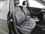 Kia Niro EV e-Niro ExecutiveLine 64 kWh | Schuif/Kanteldak | Lederen Interieur | Ele,verstelbare stoelen | Apple CarPlay/Android Auto | Camera | DAB | Stoelverwarming/Koeling | Stuurverwarming | Adaptieve Cruise Control |
