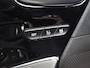 Kia Niro EV e-Niro ExecutiveLine 64 kWh | Schuif/Kanteldak | Lederen Interieur | Ele,verstelbare stoelen | Apple CarPlay/Android Auto | Camera | DAB | Stoelverwarming/Koeling | Stuurverwarming | Adaptieve Cruise Control |