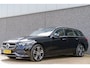 Mercedes-Benz C-klasse Estate C300e Plug-In Hybrid / Pano / Trekhaak / Leder / Carplay / Adaptive-Cruise / Sennheiser Audio
