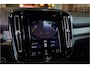 Volvo XC40 1.5 T5 Recharge R-Design 262PK Black Sportstoelen, Panorama dak, Memory, Camera, Senses Connect met High Performance Sound by Harman-Kardon, Intelisafe Pro/ Winter/ Ambiente/ Laadruimte/ Licht/ Park Pack, Voorruit verwarming, Lmv
