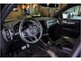 Volvo XC40 1.5 T5 Recharge R-Design 262PK Black Sportstoelen, Panorama dak, Memory, Camera, Senses Connect met High Performance Sound by Harman-Kardon, Intelisafe Pro/ Winter/ Ambiente/ Laadruimte/ Licht/ Park Pack, Voorruit verwarming, Lmv