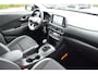 Hyundai Kona 1.0T Essence | Navigatie | Climate-/ Cruise Control | Camera + Sensoren |