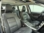 Volvo XC70 2.4 D4 181pk AWD Automaat Polar+ / 1e Eig / 5-CIL / Niveauregeling / Schuif-/kanteldak / Adapt. Cruise Control / Leder / Elektr. Stoelen / PDC + Camera / 18'' / Volvo on Call / Verw. Voorruit / Act. Grootlicht / Alarm 3 / Dr