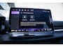 Volkswagen T-Roc 1.5 eTsi R-Line First Edition | Achteruitrijcamera | Elektrisch glazen panorama-dak | Full-LED koplampen