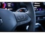 Volkswagen T-Roc 1.5 eTsi R-Line First Edition | Achteruitrijcamera | Elektrisch glazen panorama-dak | Full-LED koplampen