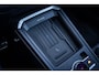 Volkswagen T-Roc 1.5 eTsi R-Line First Edition | Achteruitrijcamera | Elektrisch glazen panorama-dak | Full-LED koplampen