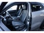 Volkswagen T-Roc 1.5 eTsi R-Line First Edition | Achteruitrijcamera | Elektrisch glazen panorama-dak | Full-LED koplampen