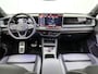 Volkswagen Tayron 1.5 eHybrid R-Line Edition 272 PK Plug-in hybrid | Harman Kardon | Panoramadak | Head-Up display | 360 Camera | Dodehoeksensoren | Navigatie | Apple Carplay | Android Auto | Stoelverwarming | Keyless access | Ruiten getint | Stuurverwarming | IQ Lights |
