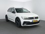 Volkswagen Tiguan 1.5 TSI ACT Highline Business R | Black style | Zwenkhaak | ACC | Winterpakket | Camera |