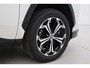 Toyota RAV4 2.5 Plug-in Hybrid AWD Bi-Tone Plus | Panoramadak | Trekhaak | 360 camera | Leder | Stoelverwarming/-ventilatie | Dodehoek detectie | JBL | Head-up display | Navigatie | Apple Carplay / Android Auto | Digitale binnenspiegel | 19 inch