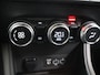Renault Captur 1.3 TCe 140 Intens | Trekhaak | Stoel/Stuurverwarming | Parkeercamera | Navigatie  | Climate Control | Cruise Control  |