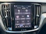Volvo V60 2.0 T6 Plug-in hybrid AWD Plus Dark R-design|Trekhaak|360 Camera|Leer|Harman Kardon audio|Verwarmde voorruit, etc..