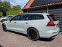 Volvo V60 2.0 T6 Plug-in hybrid AWD Plus Dark R-design|Trekhaak|360 Camera|Leer|Harman Kardon audio|Verwarmde voorruit, etc..
