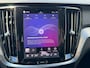 Volvo V60 2.0 T6 Plug-in hybrid AWD Plus Dark R-design|Trekhaak|360 Camera|Leer|Harman Kardon audio|Verwarmde voorruit, etc..