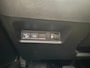 Jeep Avenger Business Edition 54 kWh Stoelverwarming | Keyless | Camera | Parkeersensoren Voor + Achter | Elek. Achterklep | Leder/Stof | Achteruitrijcamera | Airco (automatisch) | Apple Carplay/Android Auto|telefoonintegratie premium