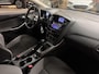 Ford Focus 100pk Trend Black Edition Apple Car Play Cruise 18" LM velgen Privacy Glass Wagon Dealeronderhouden