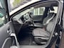Renault Captur 1.6 E-Tech Plug-in Hybrid 160 Intens | Trekhaak | Camera | Climate control | Navigatie |