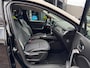 Renault Captur 1.6 E-Tech Plug-in Hybrid 160 Intens | Trekhaak | Camera | Climate control | Navigatie |