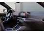 BMW 3-Serie Touring 320e | M Sport LCI | Dravitgrau | Leer / Alcantara | Trekhaak afn. | 19 Inch | Stoelverwarming | Live Cockpit Plus | M-Pakket