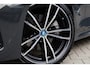 BMW 3-Serie Touring 320e | M Sport LCI | Dravitgrau | Leer / Alcantara | Trekhaak afn. | 19 Inch | Stoelverwarming | Live Cockpit Plus | M-Pakket