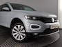 Volkswagen T-Roc 1.5 TSI Sport (NL-Auto / Trekhaak nieuw / ACC / Navi / Carplay / Nieuwstaat)
