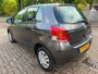 Toyota Yaris 1.0 VVTi Acces*5DRS*AIRCO*STUURBEKR*AUX*ELLEK PAKKET*APK