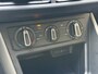 Volkswagen Polo 1.0 TSI Comfortline Parkeersensoren voor en achter | Navigatiesysteem | Apple CarPlay | Cruise control adaptief | Airconditioning | DAB radio ontvangst | Isofix | Metallic lak