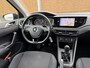 Volkswagen Polo 1.0 TSI Comfortline Parkeersensoren voor en achter | Navigatiesysteem | Apple CarPlay | Cruise control adaptief | Airconditioning | DAB radio ontvangst | Isofix | Metallic lak