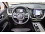 Volvo XC60 2.0 T6 Plug-in hybrid AWD Inscription | Panorama dak | Trekhaak | Adaptieve cruise control | Stoel/stuur verwarming | Achteruitrijcamera | Elektrisch verstelbare voorstoelen met memory |