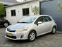 Toyota Auris 1.8 Full Hybrid Aspiration|RIJKLAAR|1EIG|T.HAAK