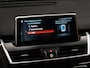BMW 2-Serie Active Tourer 225xe iPerformance High Executive [HEAD-UP DISPLAY, ELEKTRISCHE ACHTERKLEP, CRUISE CONTROL, PDC, STOELVERWARMING, BLUETOOTH, NIEUWSTAAT, ]