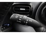 Toyota Yaris 1.5 Hybrid Executive | Panoramadak | Apple Carplay / Android Auto | Dodehoek detectie | JBL | Head-up display | Stoel-/stuurverwarming | Parkeersensoren voor/achter | 17 inch