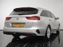 Kia Ceed SW 1.5 T-GDi 160PK DynamicPlusLine - Navigatie - Camera - Stoelverwarming - Climate control - Afneembare trekhaak - Fabrieksgarantie tot 06-2028