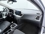 Kia Ceed SW 1.5 T-GDi 160PK DynamicPlusLine - Navigatie - Camera - Stoelverwarming - Climate control - Afneembare trekhaak - Fabrieksgarantie tot 06-2028