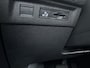 Peugeot E-3008 Allure | Elektrische parkeerrem | Extra getinte achterste zijruiten en achterruit